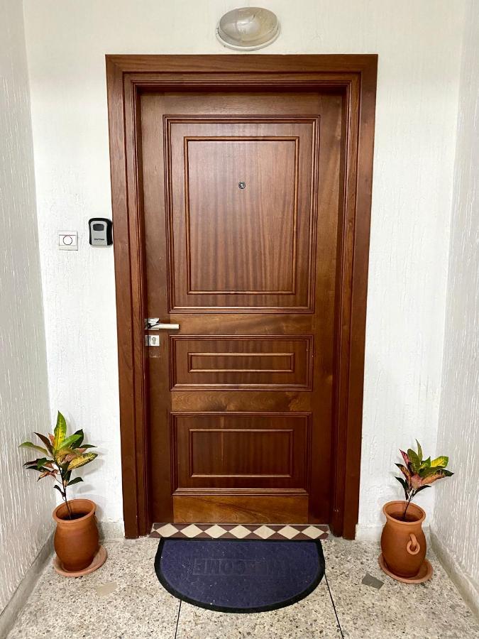 Appartement 2 Chambres Pres De La Corniche Tanger Exterior foto