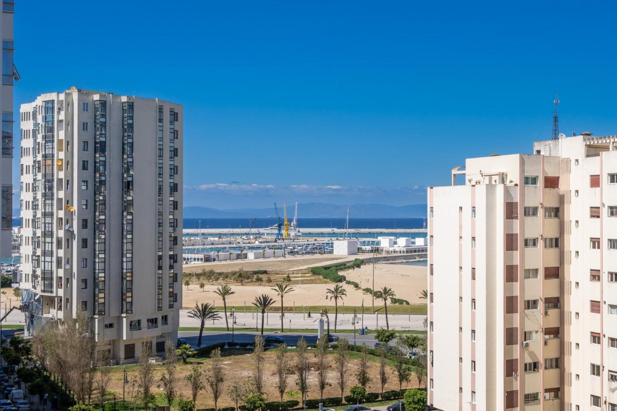 Appartement 2 Chambres Pres De La Corniche Tanger Exterior foto