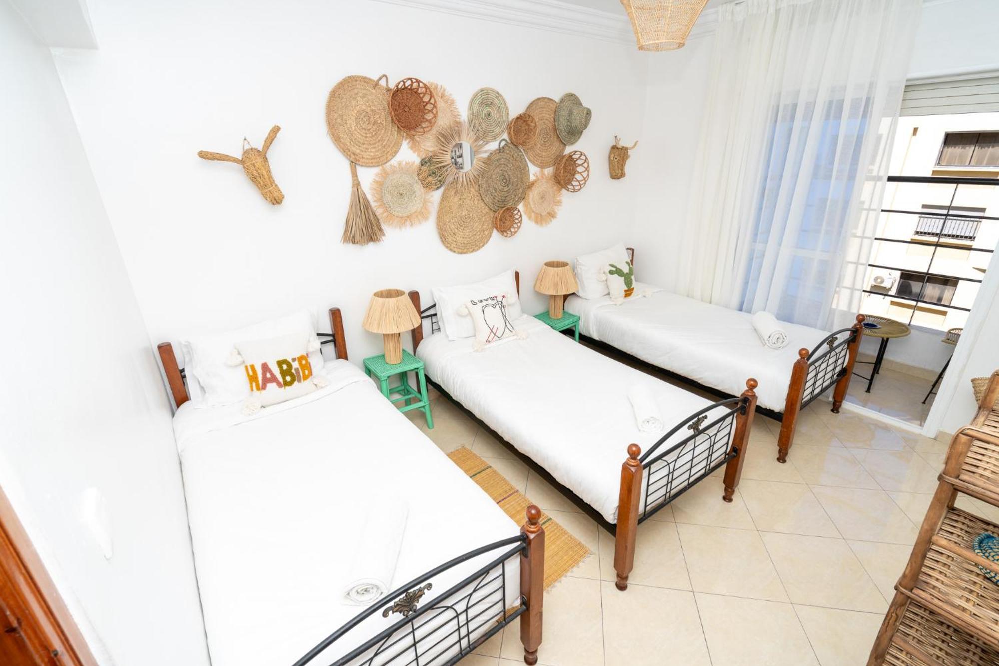 Appartement 2 Chambres Pres De La Corniche Tanger Exterior foto