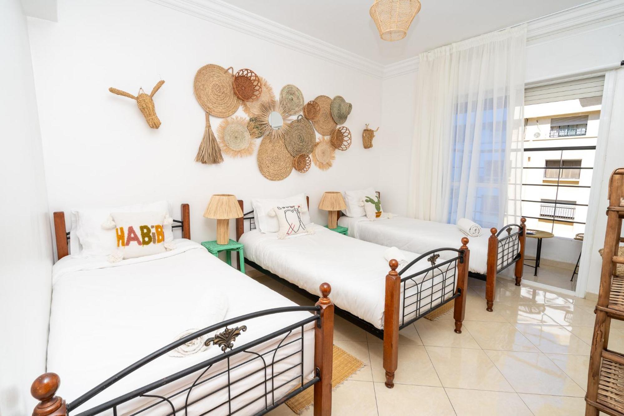 Appartement 2 Chambres Pres De La Corniche Tanger Exterior foto