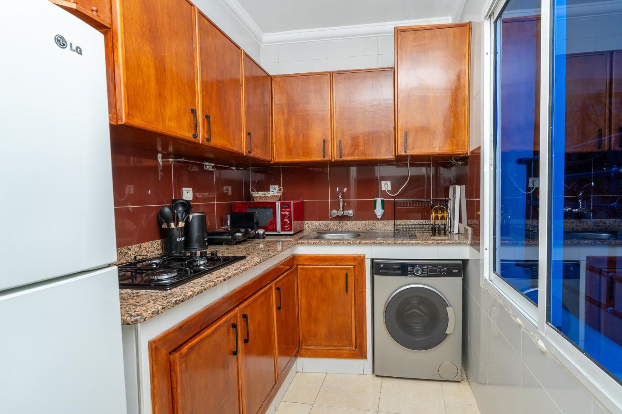 Appartement 2 Chambres Pres De La Corniche Tanger Exterior foto