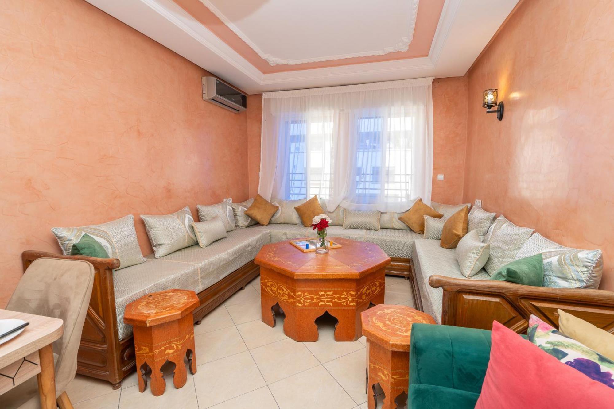 Appartement 2 Chambres Pres De La Corniche Tanger Exterior foto